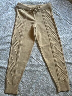 NEW Cozy Cable-Knit Joggers in Tan,